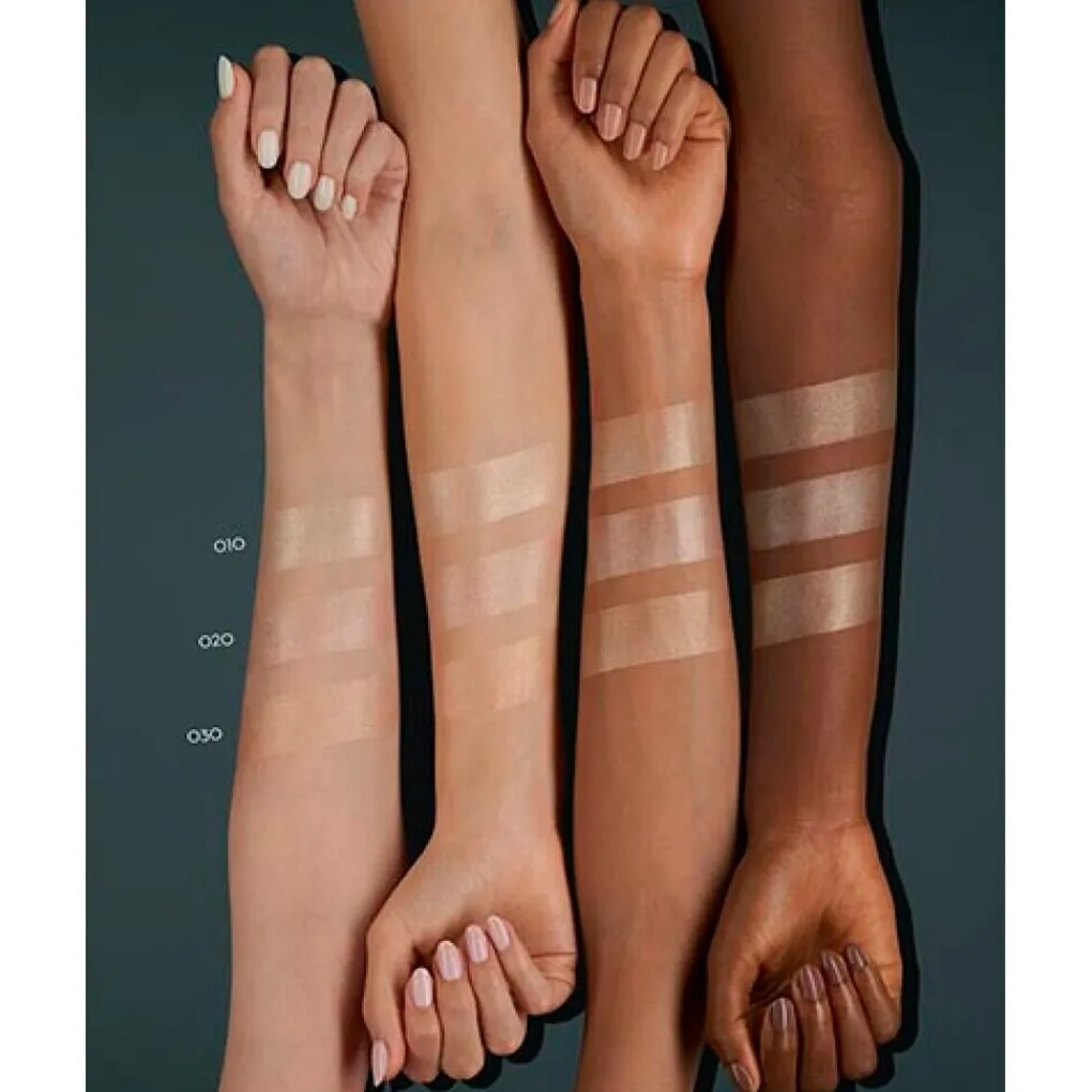Catrice Highlighter>More Than Glow Ultimate Platinum Glaze Highlighter