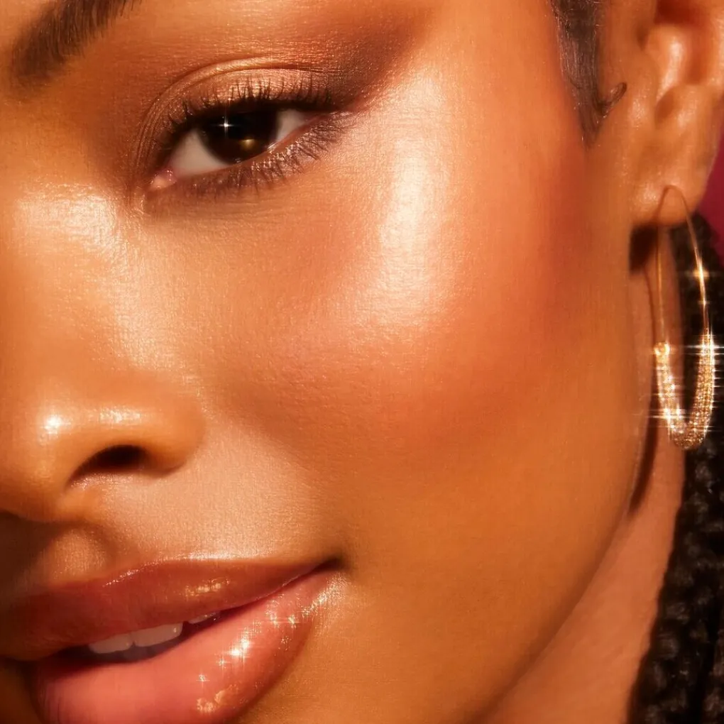 ELF Highlighter>e.l.f. Halo Glow Highlight Liquid Gold Beauty Wand