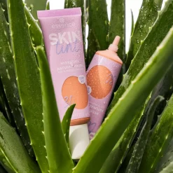 Essence Foundation><noscript><img width=