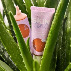 Essence Foundation><noscript><img width=