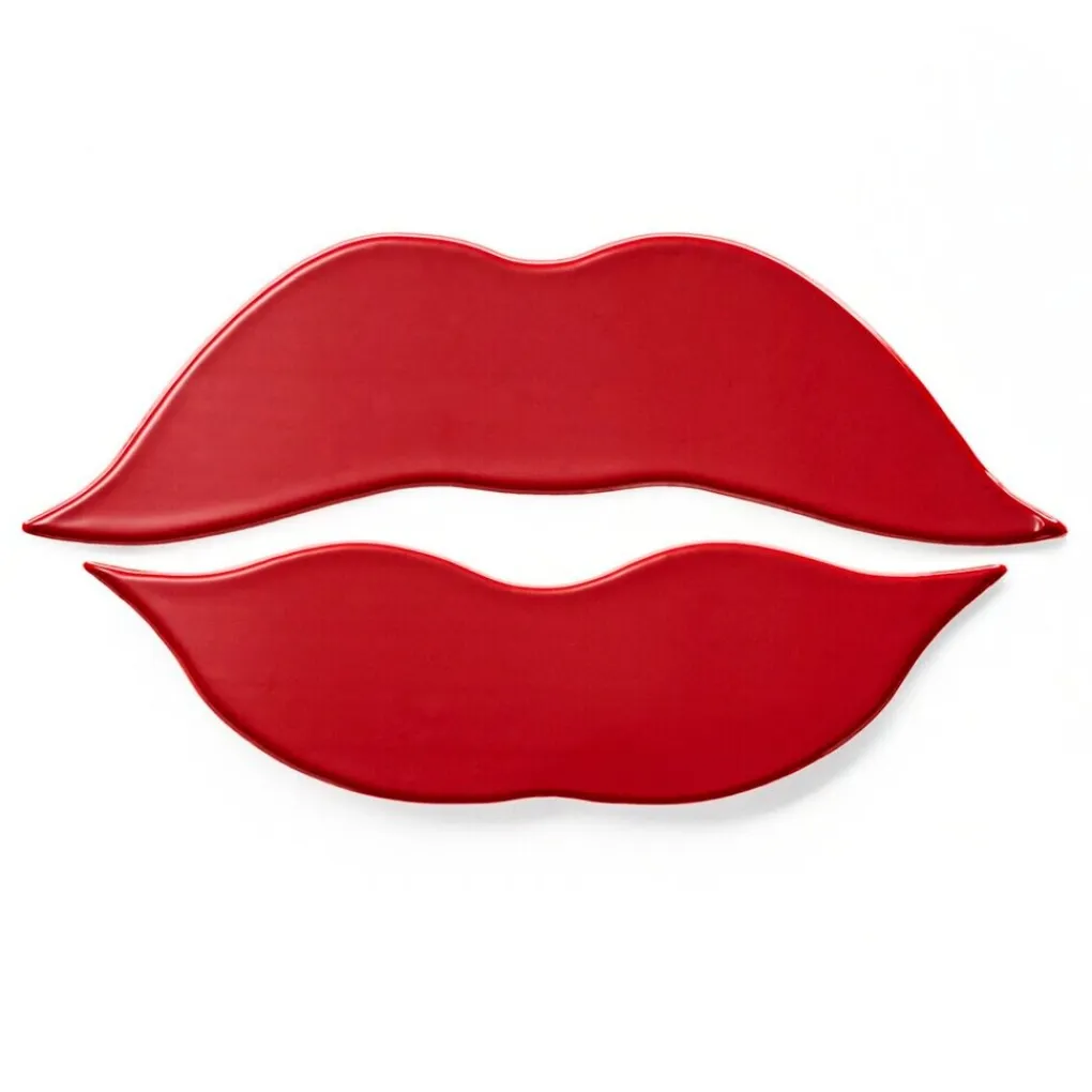 Essence Lipmake-Up>Hydra Kiss 04 Classy Red Lip Tint