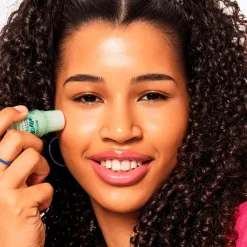 Essence Primer><noscript><img width=