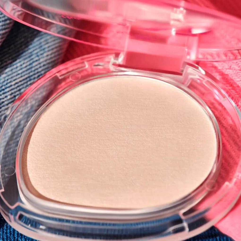 Essence Highlighter>The Jeans Club 01 Eye & Face Bouncy Luminizer Highlighter