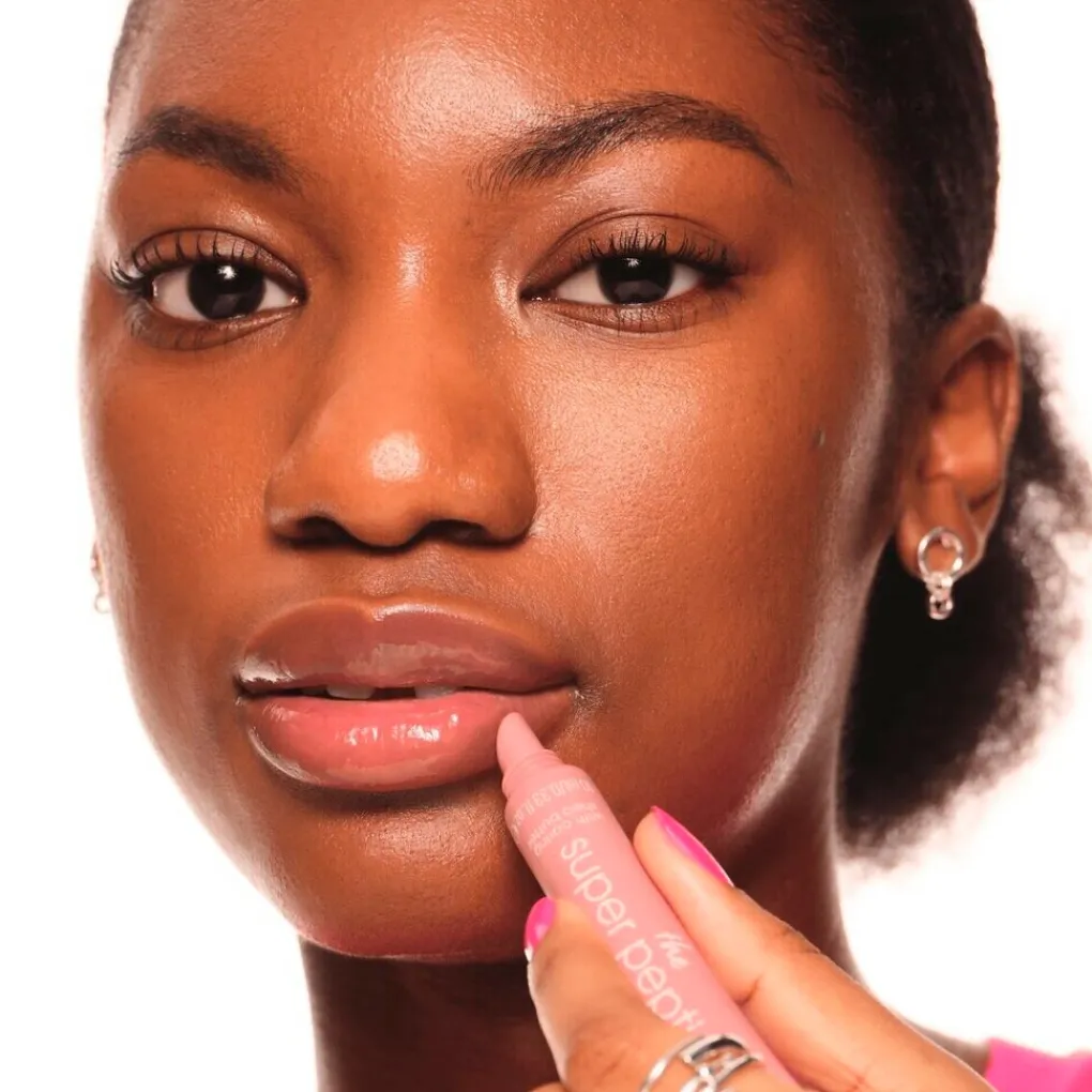 Essence Lipmake-Up>the Super Peptide 03 Toffeetastic Glossy Lip Treatment