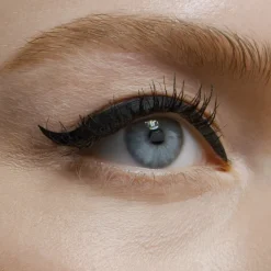L'Oreal Eyeliner><noscript><img width=
