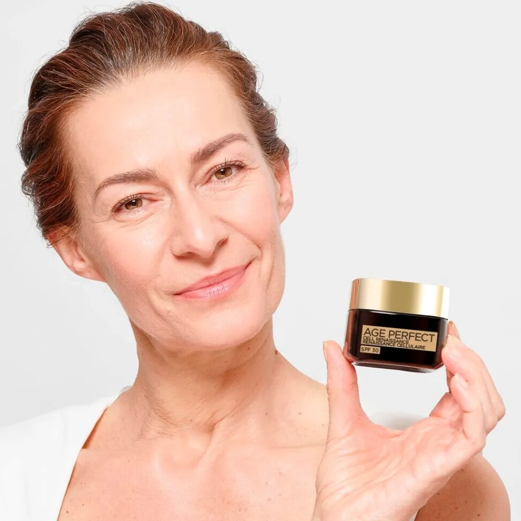 L'Oreal Paris Dagcreme>L'Oréal Paris Age Perfect Cell Renaissance Revitaliserende Verzorging Dagcrème SPF30