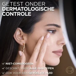 L'Oreal Foundation><noscript><img width=