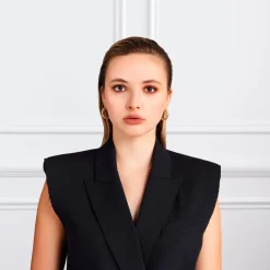 L'Oreal Foundation><noscript><img width=