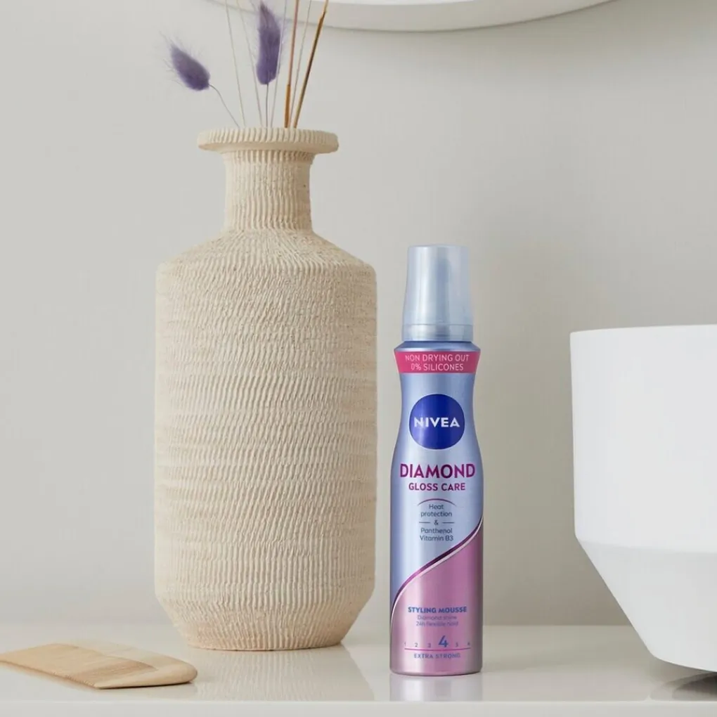 Nivea Haarmousse>Diamond Gloss Care Hold 4 Mousse