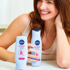 Nivea Shampoo><noscript><img width=