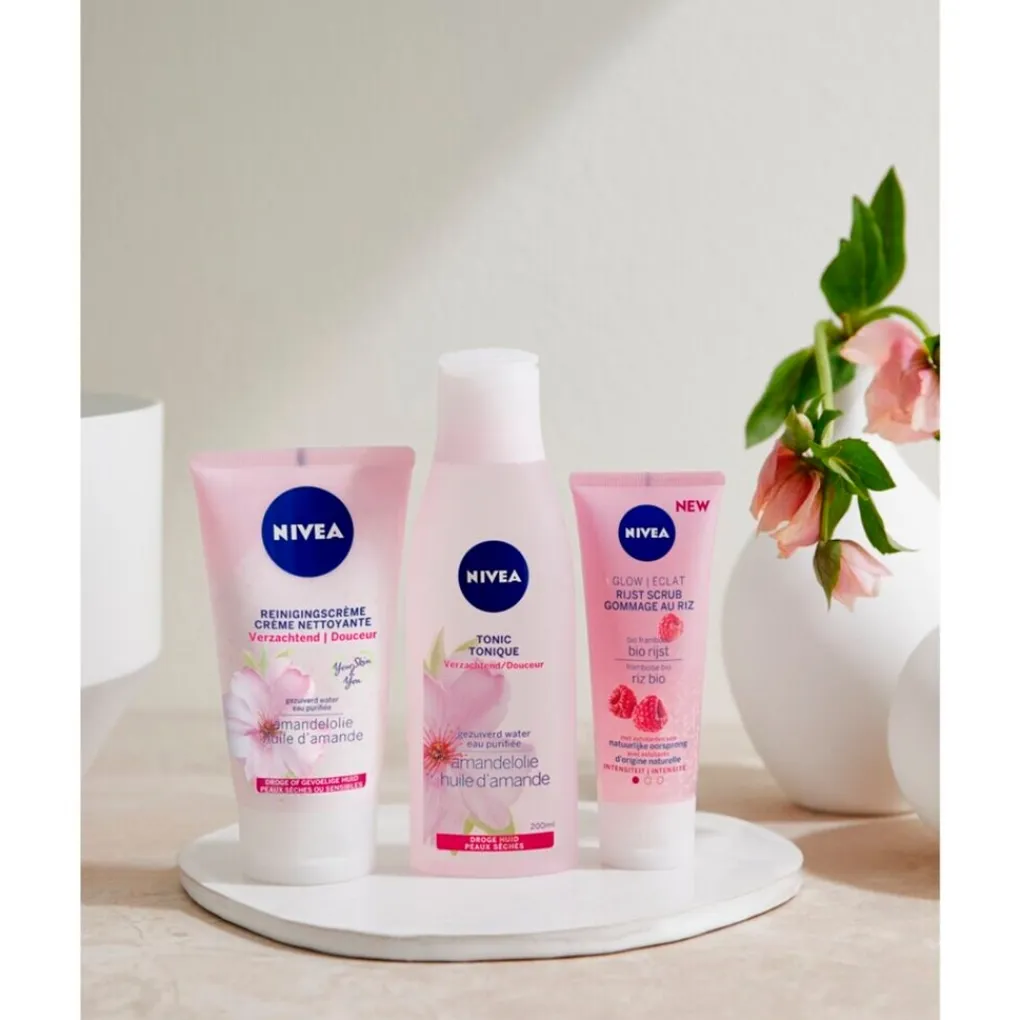 Nivea Skincare Gezichtsreiniging>NIVEA Glow Rijstscrub