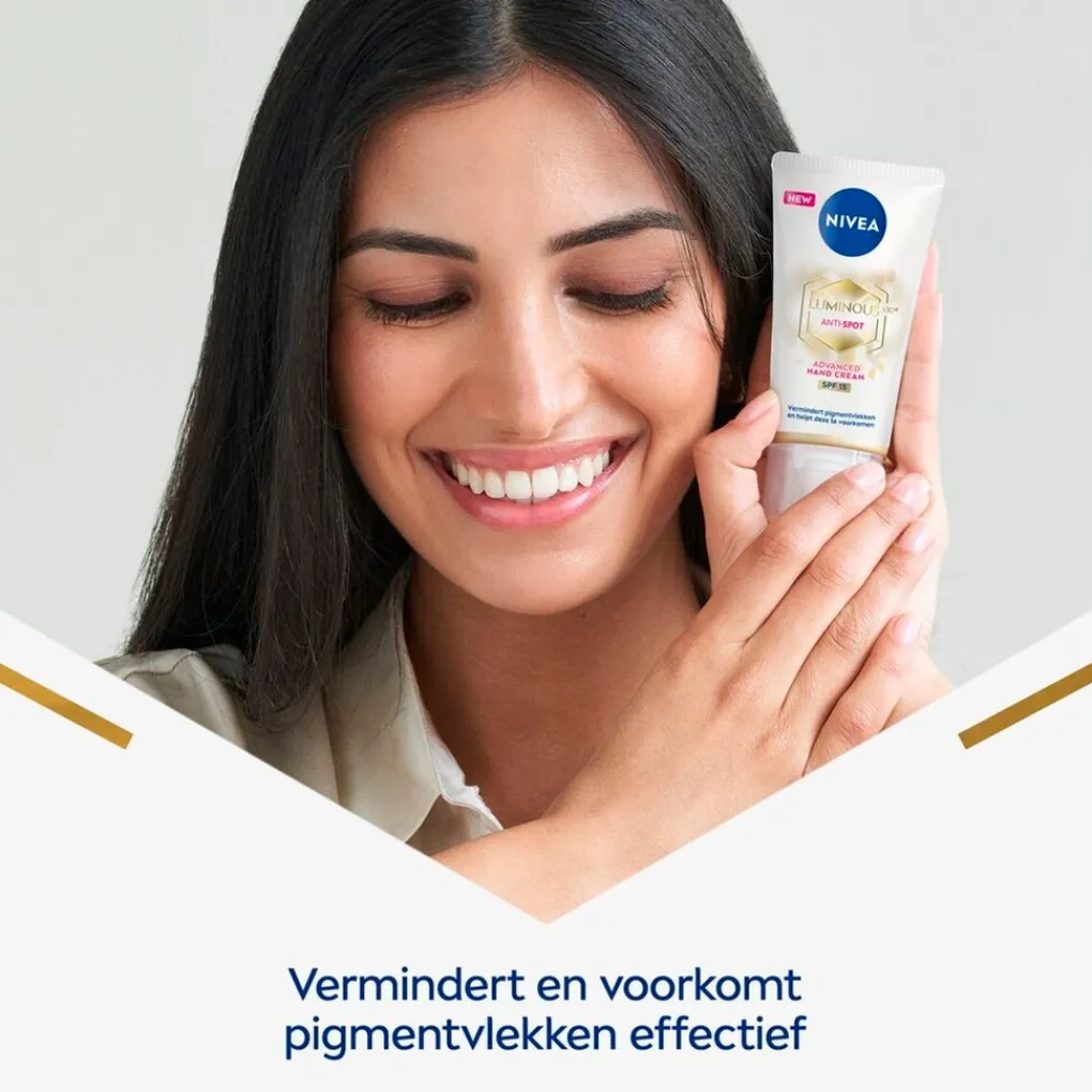 Nivea Handcrèmes>Luminous630 Anti-Spot SPF15 Corrigerende Handcrème
