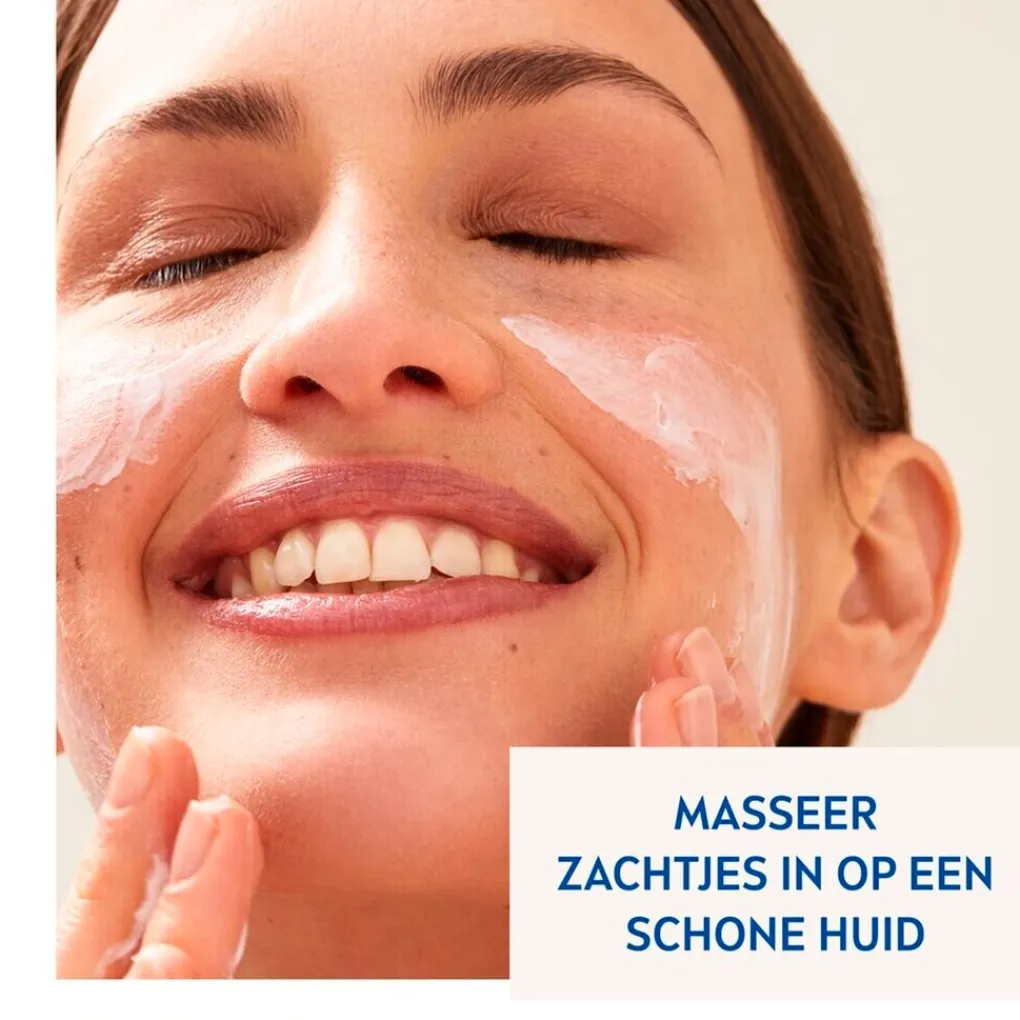 Nivea Skincare Dagcreme>NIVEA Voedende Dagcrème met SPF15