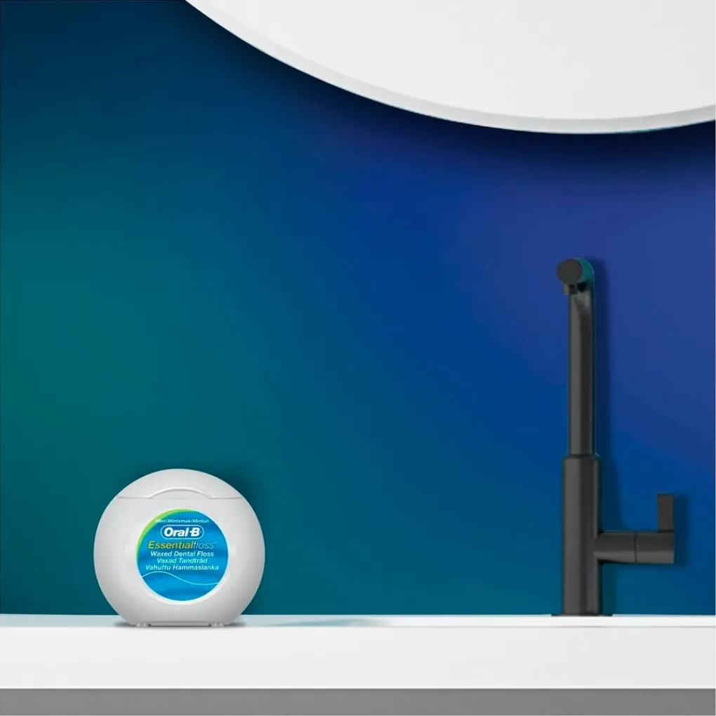 Oral B Flosdraad>Oral-B Essential Waxed Dental Floss