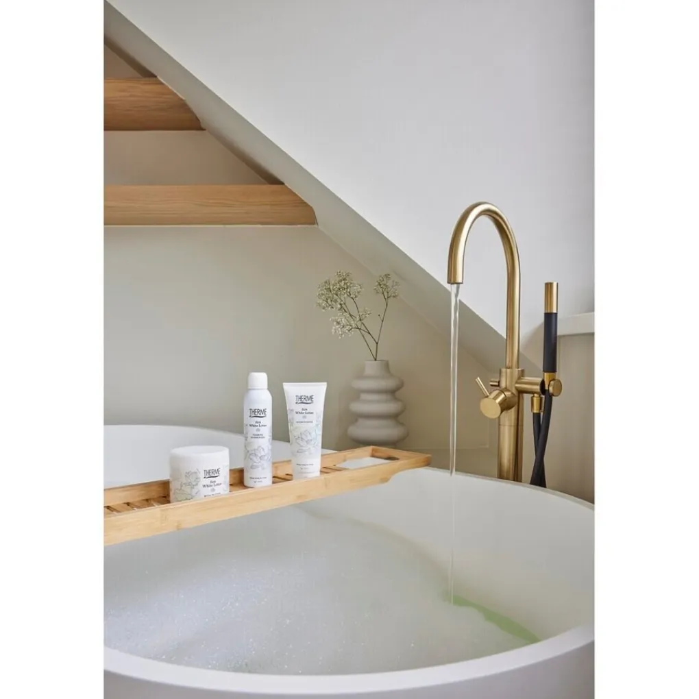 Therme Badschuim>Zen White Lotus Foaming Bath Oil
